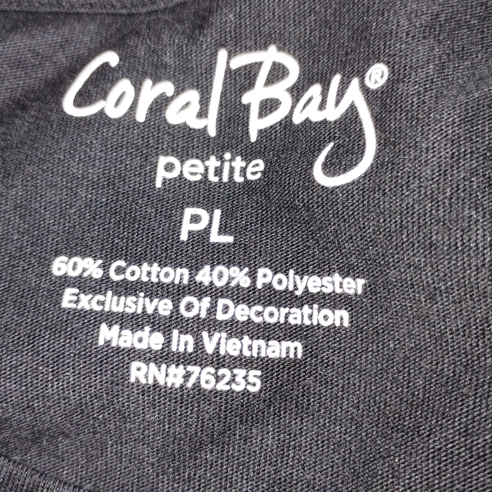 Coral Bay black t shirt with momma and baby elephant in bronze metallic - Picture 5 of 5